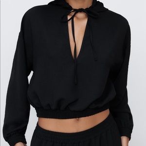 NWT- Zara Black Flowy Cropped Sweatshirt!
